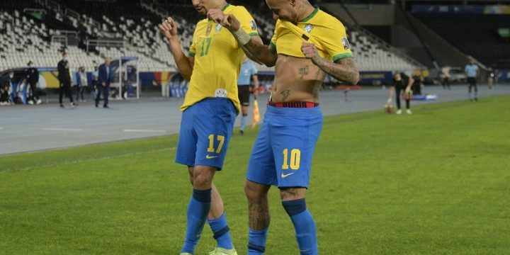 <b>André Durão</b>